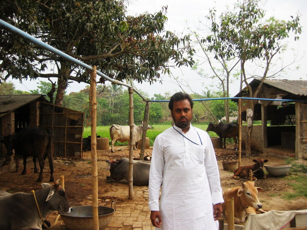  gaura mandal parikrama. 2004.03.10